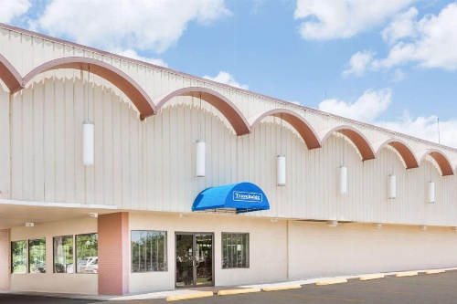 Travelodge by Wyndham Shreveport LA image 10