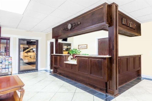 Travelodge by Wyndham Shreveport LA image 9